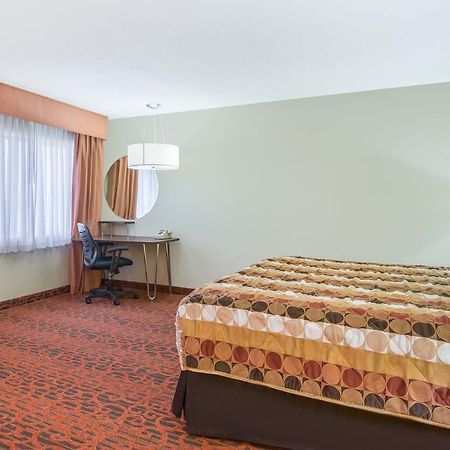 Motel Super 8 By Wyndham Portales Exteriér fotografie