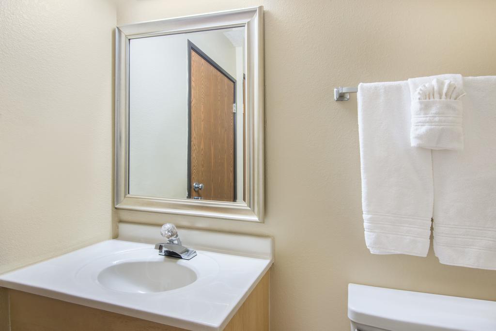 Motel Super 8 By Wyndham Portales Exteriér fotografie